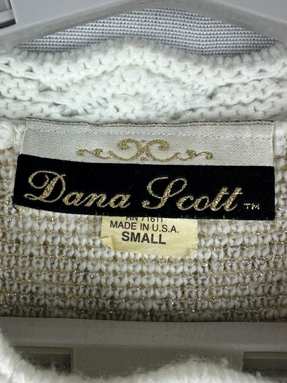 VTG Dana Scott Christmas Women's Sweater Metallic Gold Silver Snow Flakes Size S - Picture 2 of 9
